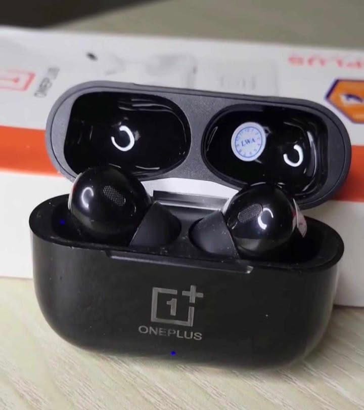 One Plus Airpods Pro | Cover Gift